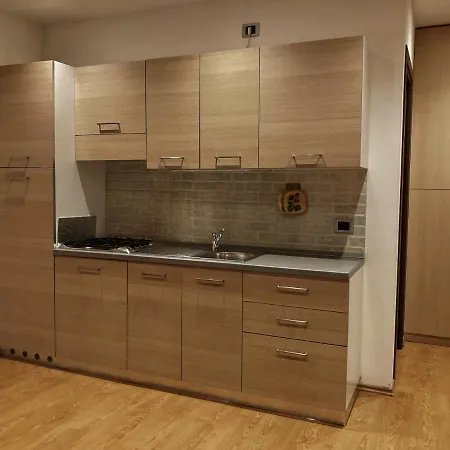 Stefania Apartment *