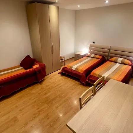 Stefania Apartment *
