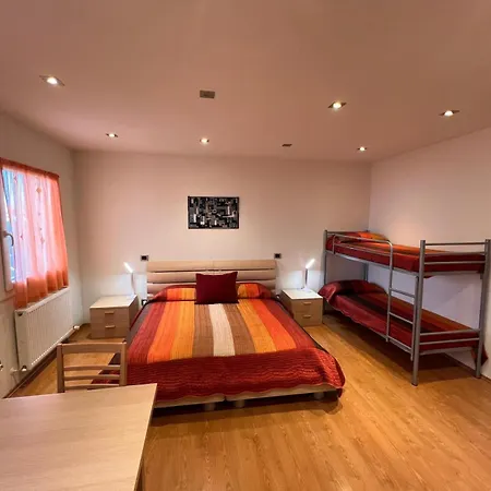 Stefania Apartment *